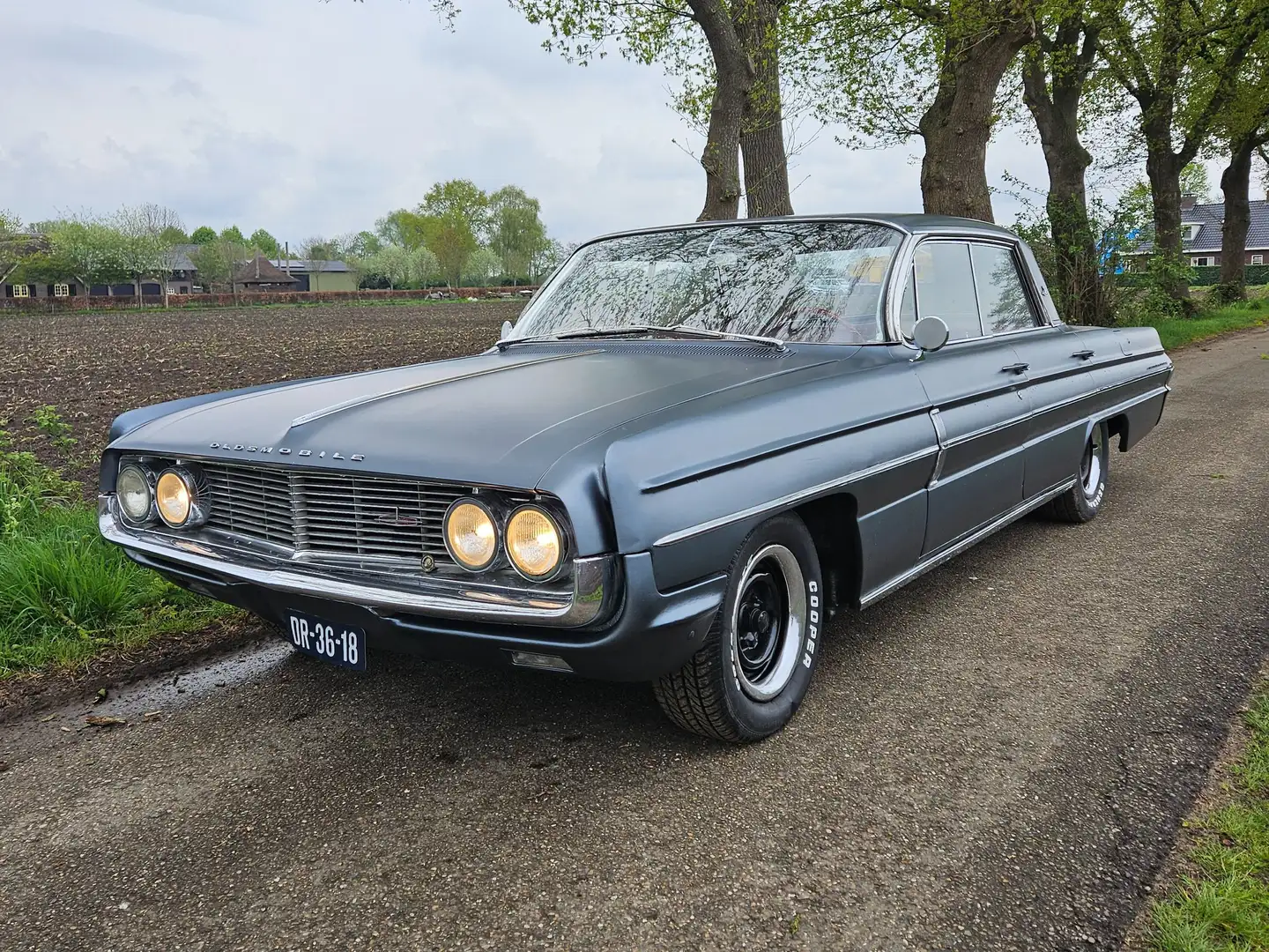Oldsmobile Delta 88 Super 88 Albastru - 1