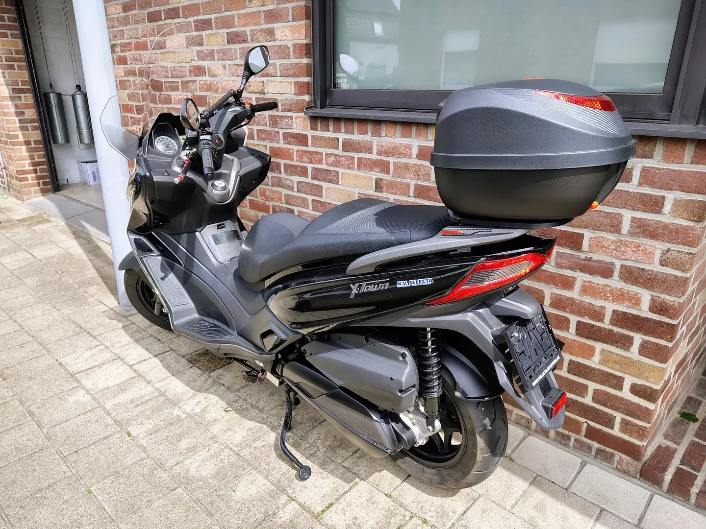 Kymco X-Town Fekete - 1