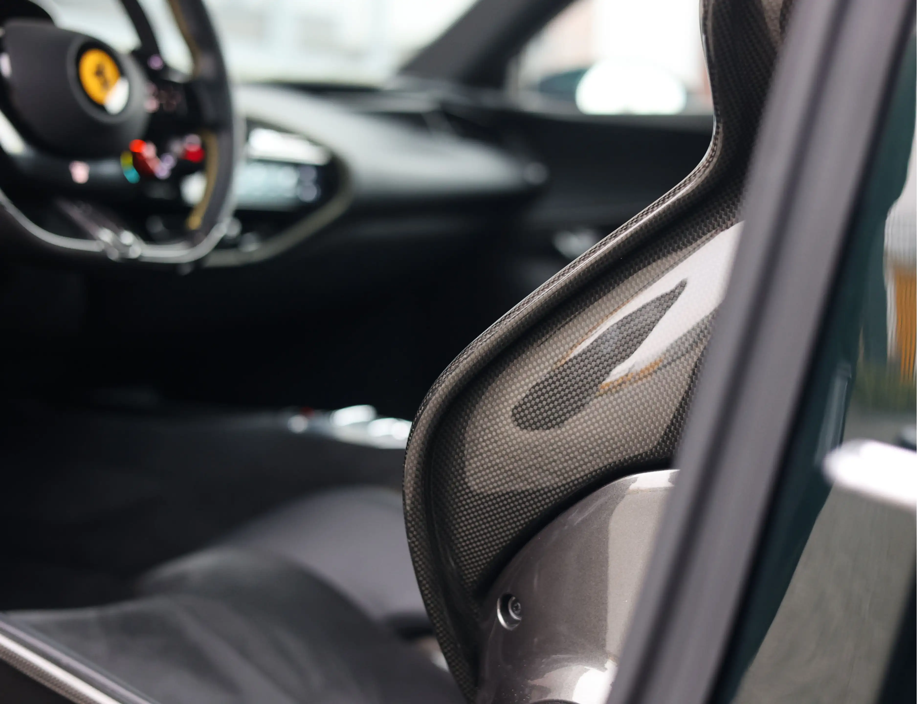 Ferrari SF90 Stradale 4.0 V8 | Atelier - Verde Zeltweg - Extended Fioran — photo 4