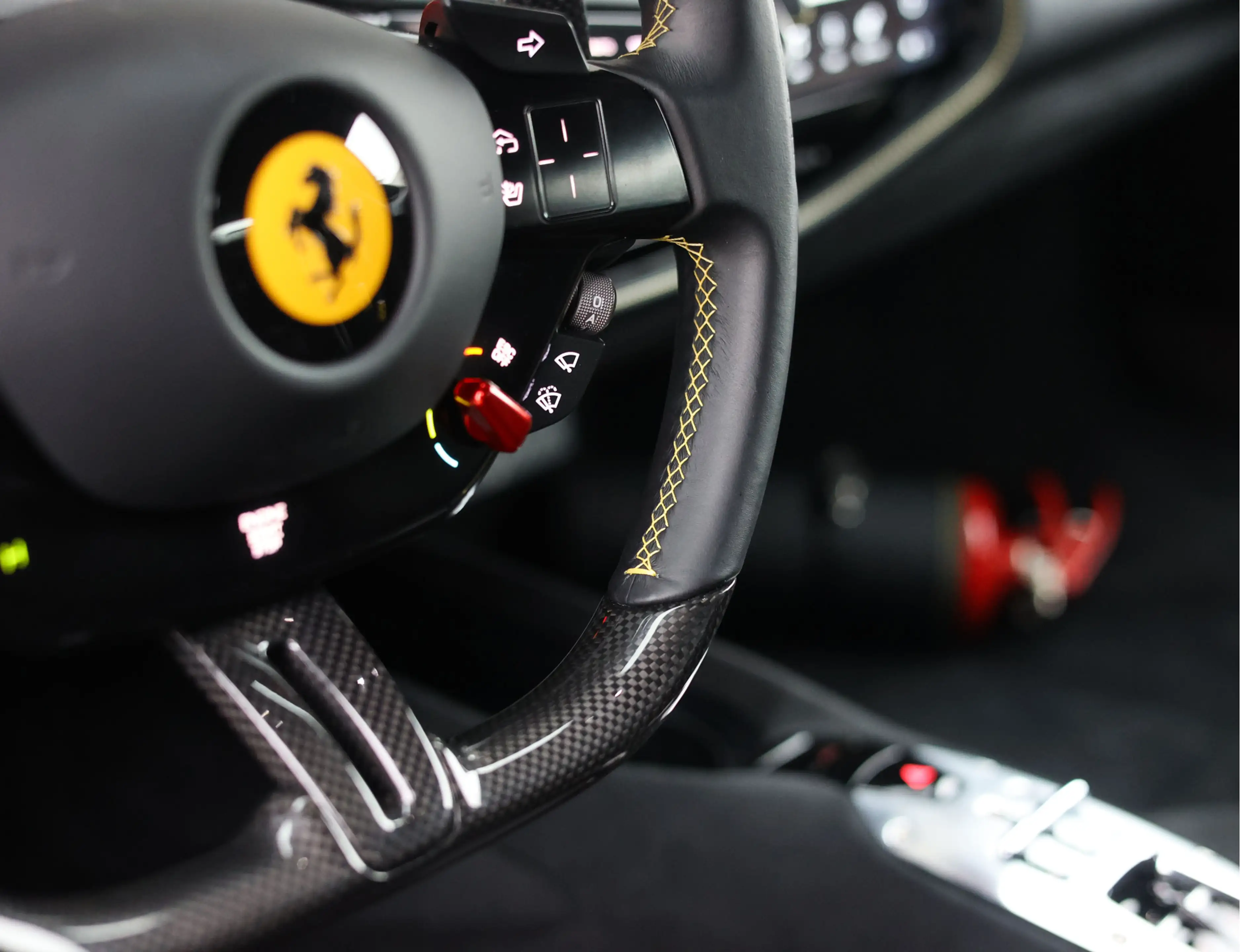 Ferrari SF90 Stradale 4.0 V8 | Atelier - Verde Zeltweg - Extended Fioran — photo 34