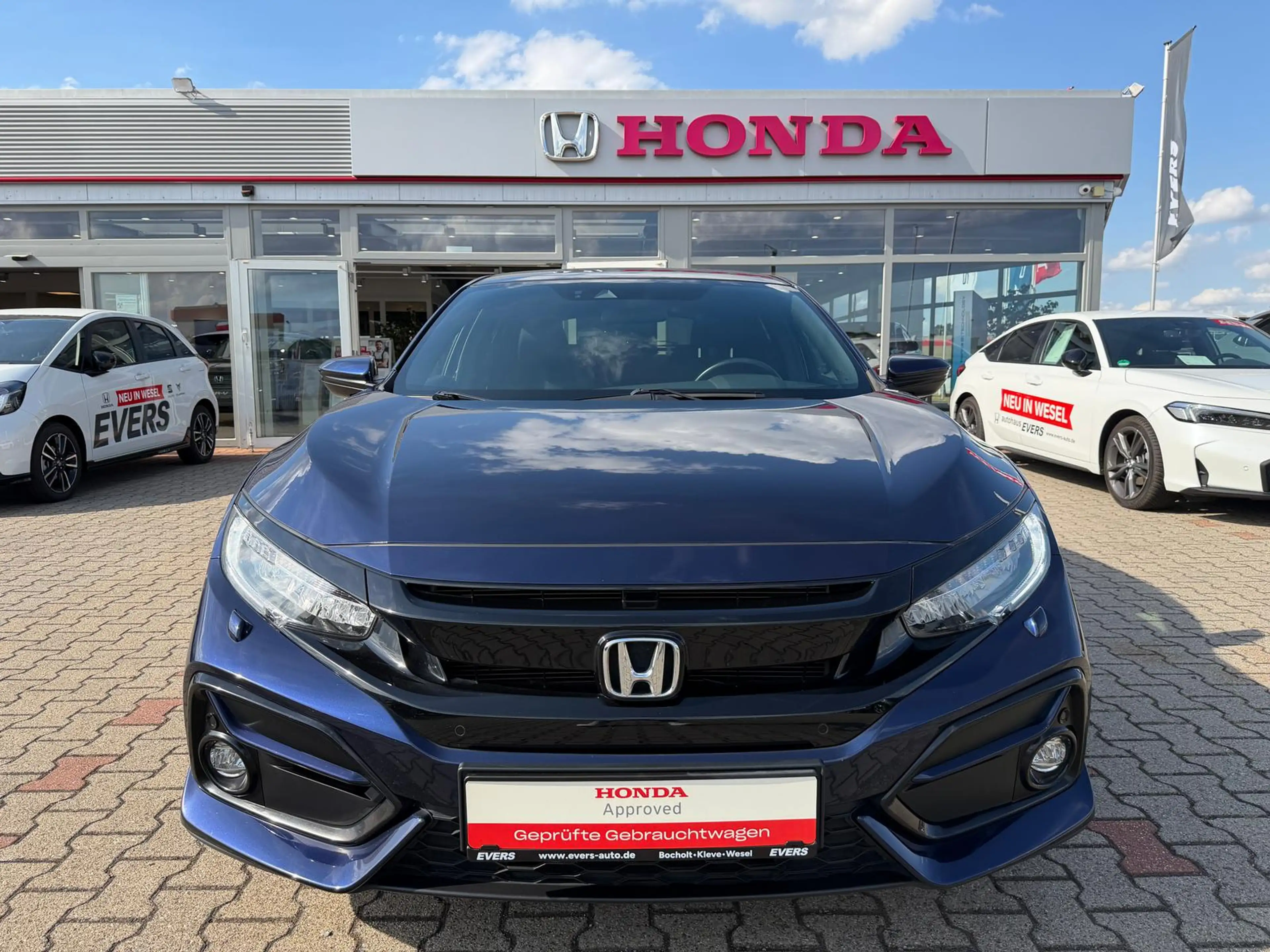 Honda Civic 1.0 V-TEC ELEGANCE NAVI+ACC+LED+KAMERA+LKA — photo 4