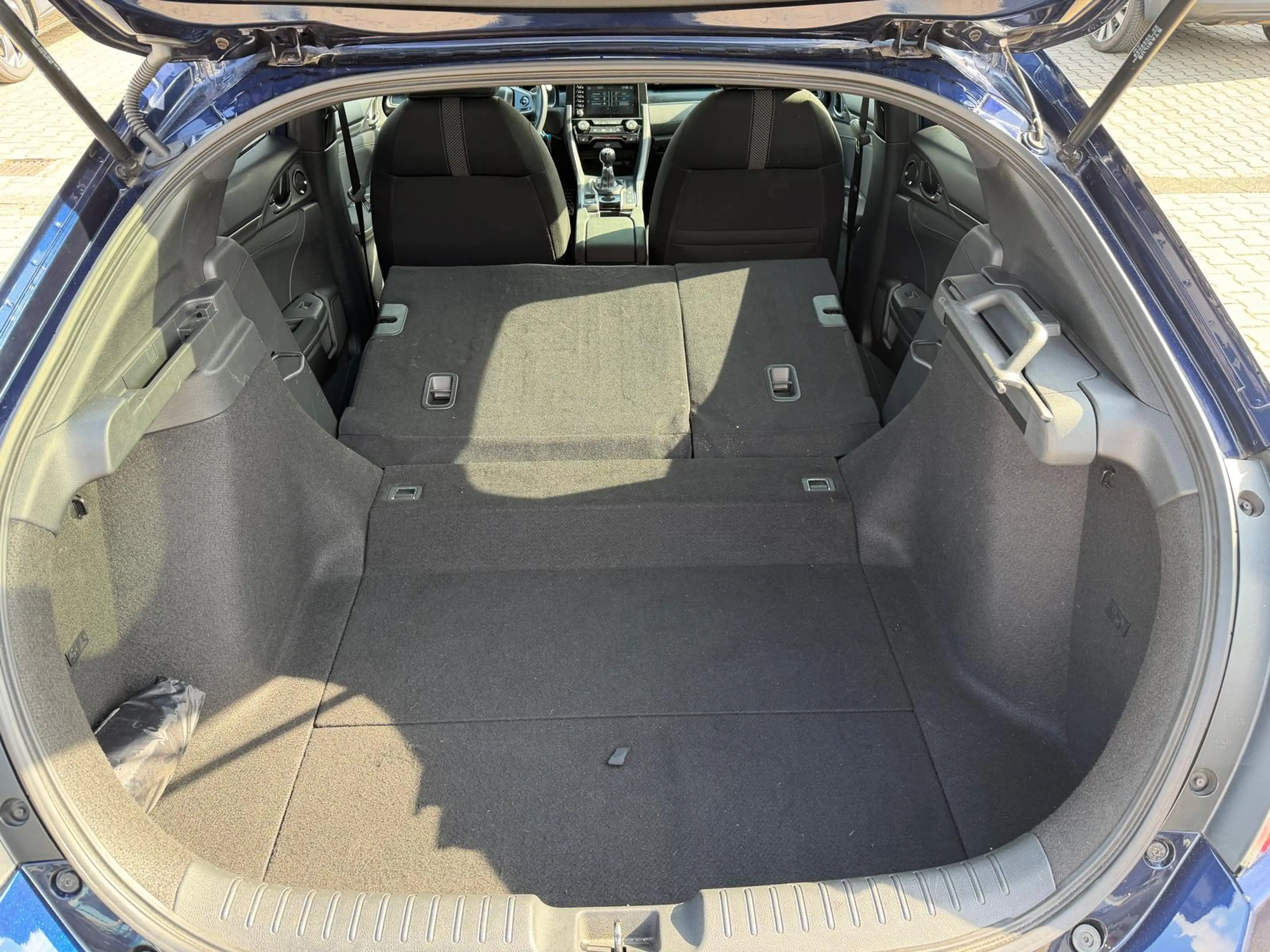 Honda Civic 1.0 V-TEC ELEGANCE NAVI+ACC+LED+KAMERA+LKA — photo 13