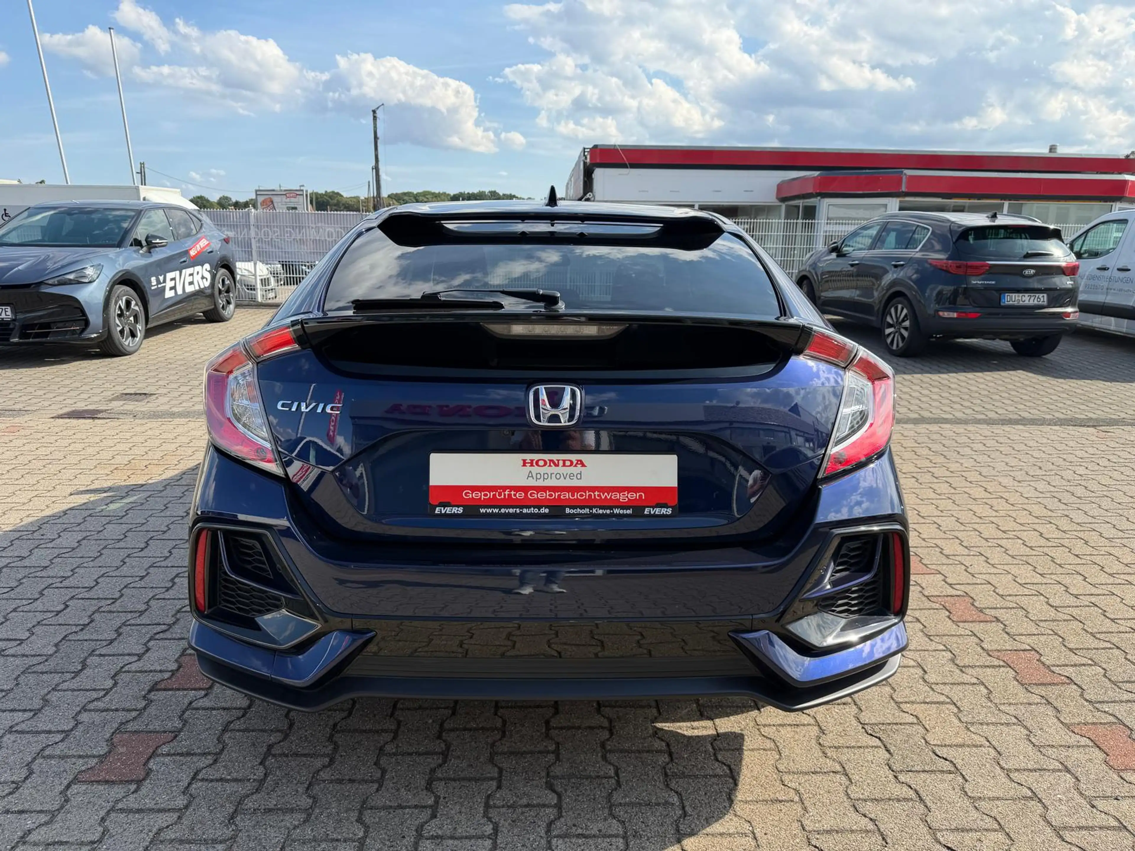 Honda Civic 1.0 V-TEC ELEGANCE NAVI+ACC+LED+KAMERA+LKA — photo 8