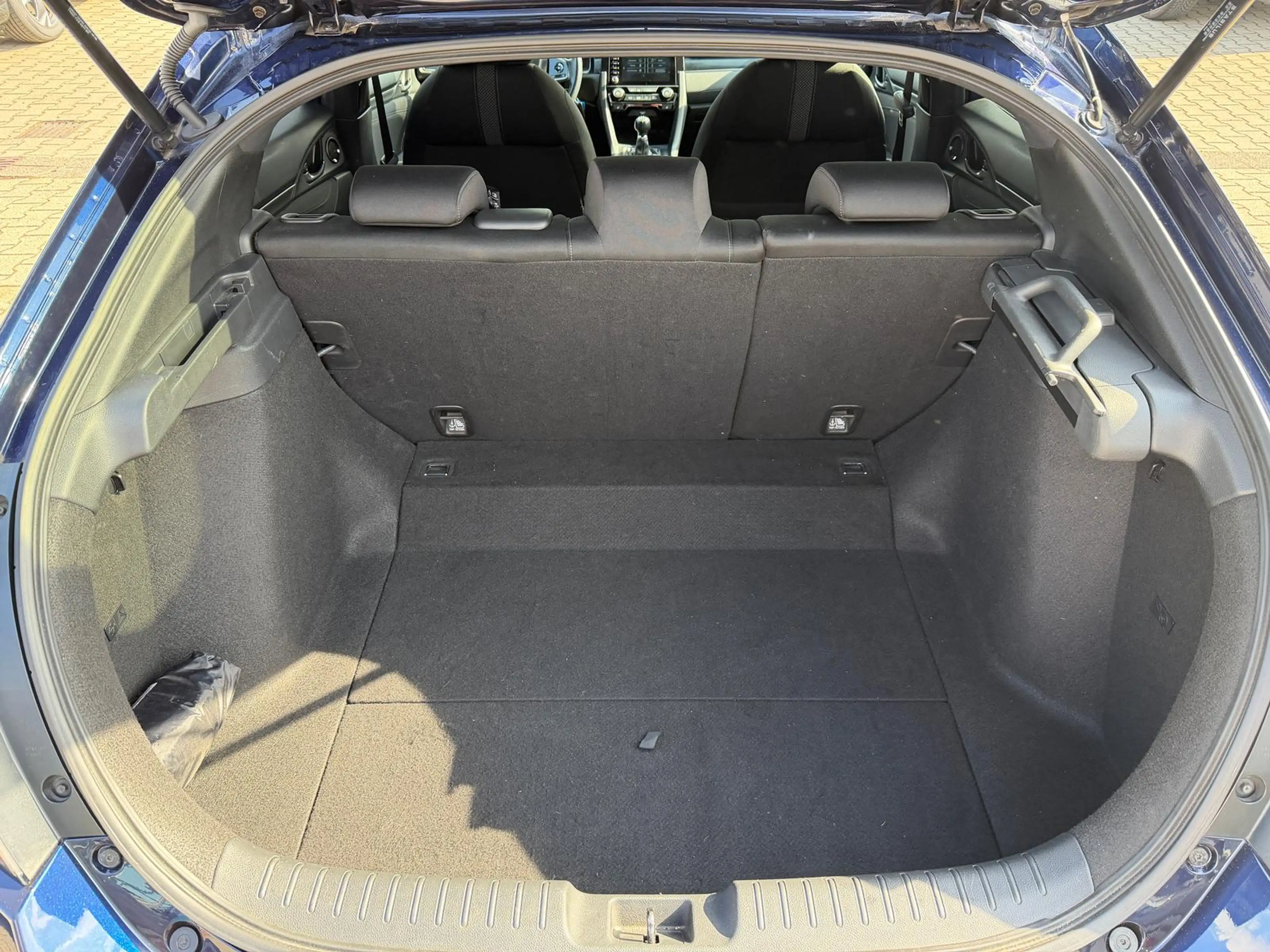 Honda Civic 1.0 V-TEC ELEGANCE NAVI+ACC+LED+KAMERA+LKA — photo 12
