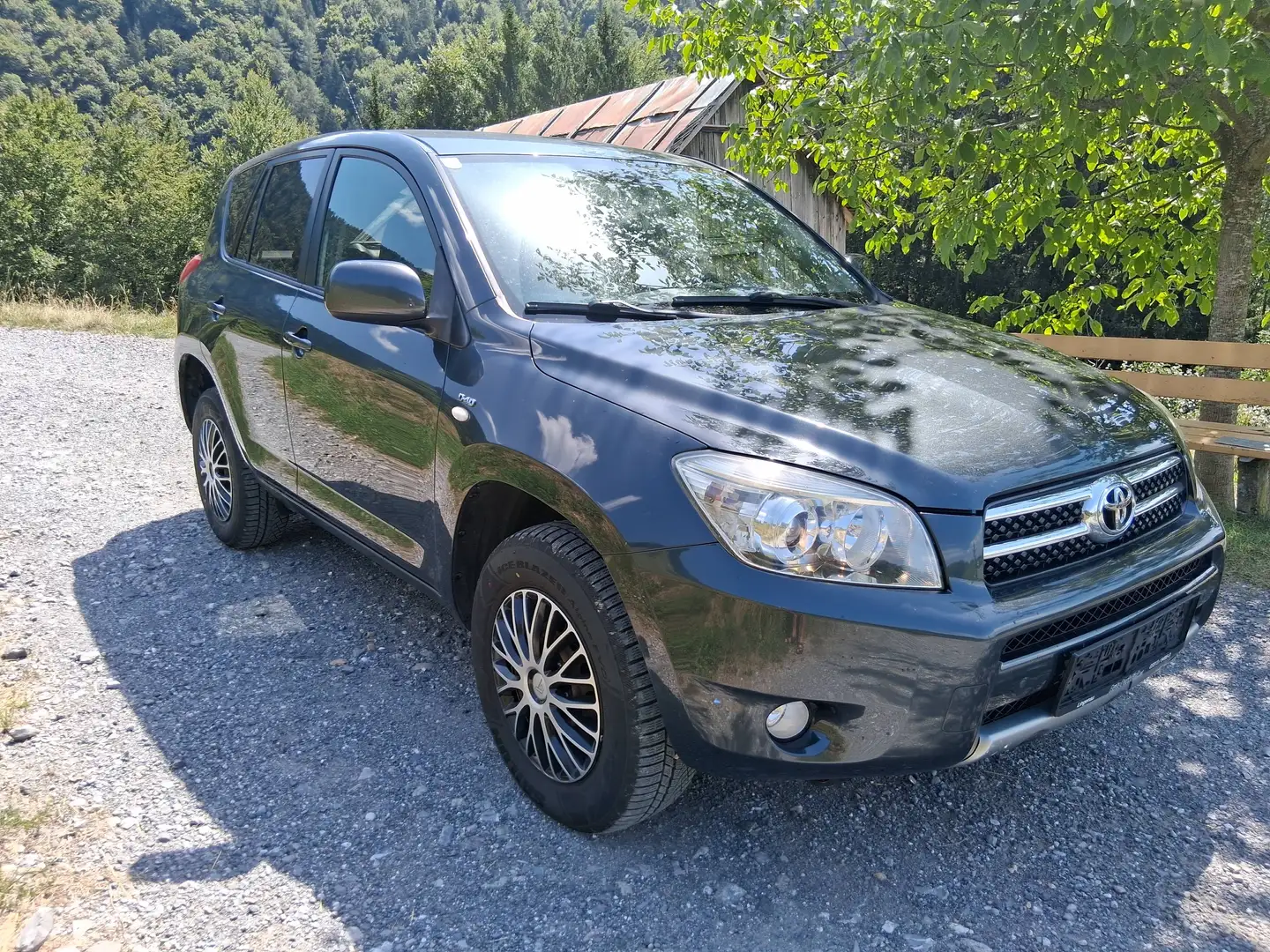 Toyota RAV 4 RAV4 2,2 D-4D 135 DPF 4WD Elegance Elegance Grau - 2