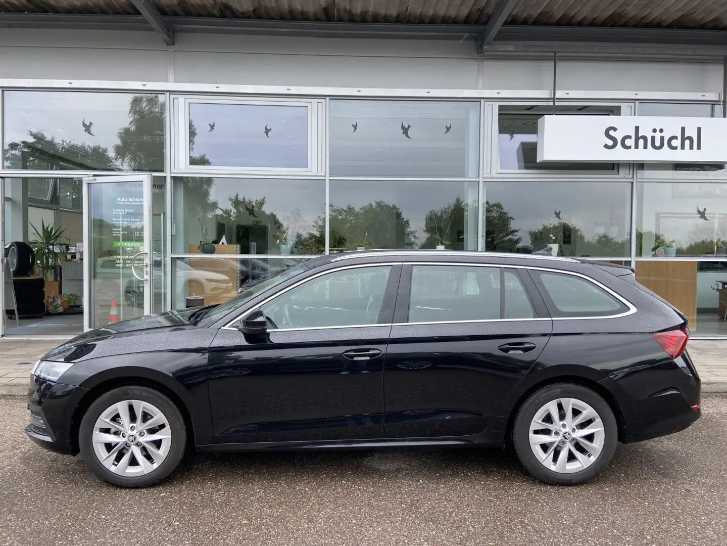 Skoda Octavia Combi 2.0 TDI DSG AHK+EL.HECK+NAVI-COLUM Schwarz - 2