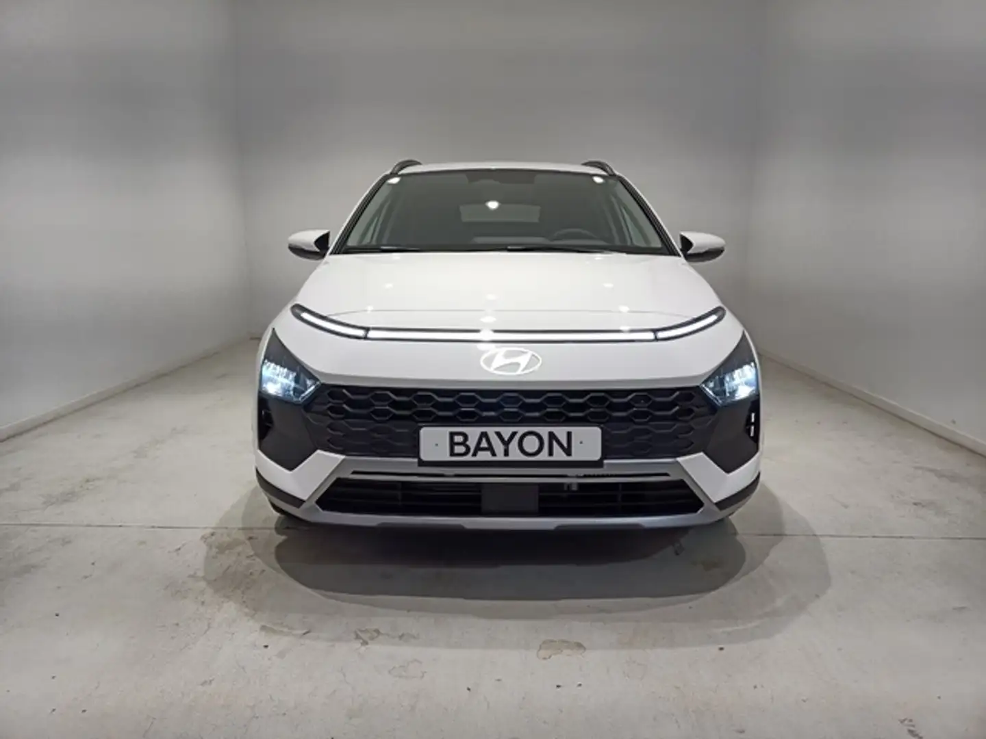 Hyundai BAYON 1.0 TGDI 48V Maxx 7DCT Blanco - 2
