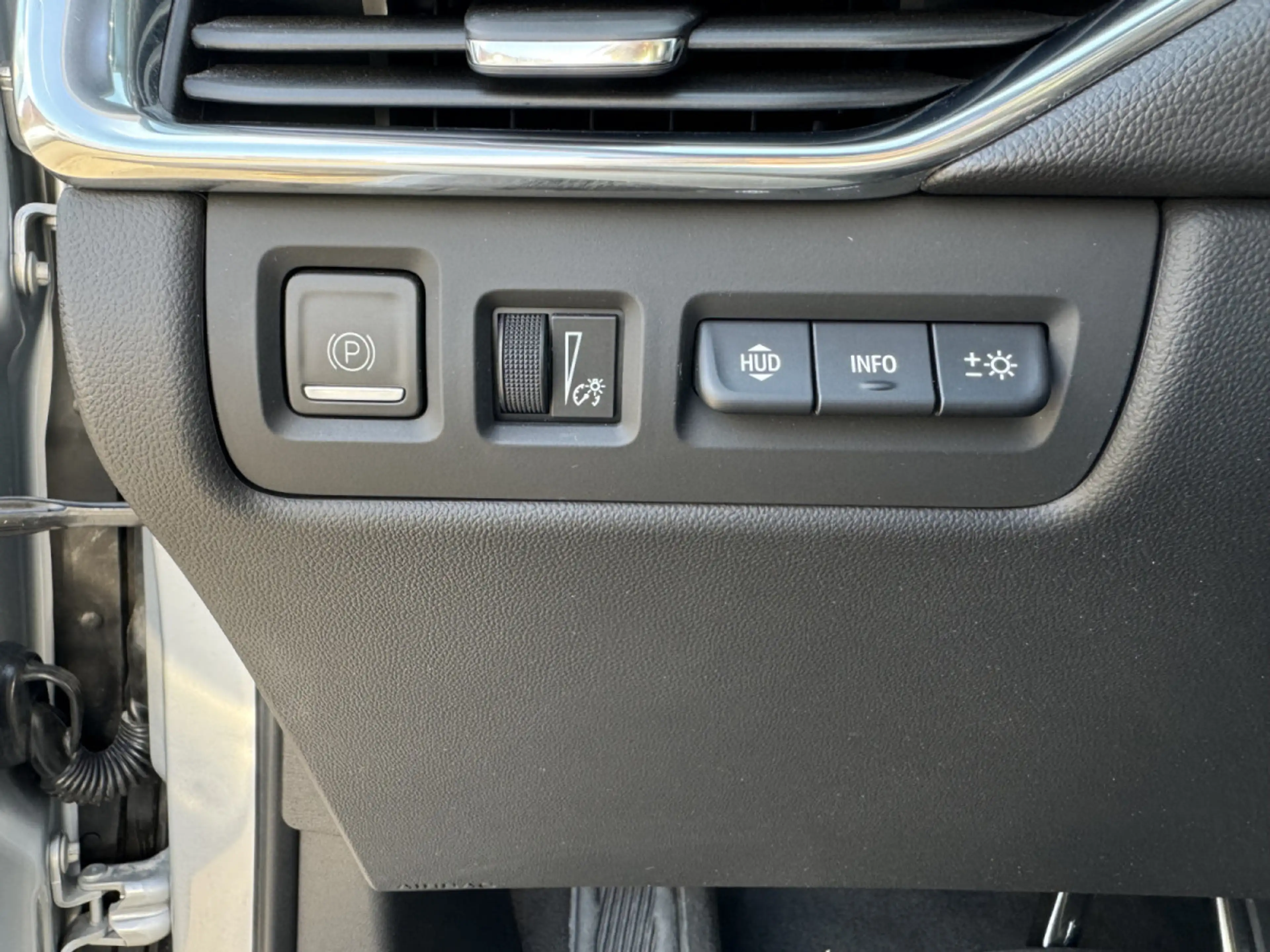 Cadillac XT4 2.0 SPORT 350T AWD BVA9 — photo 15
