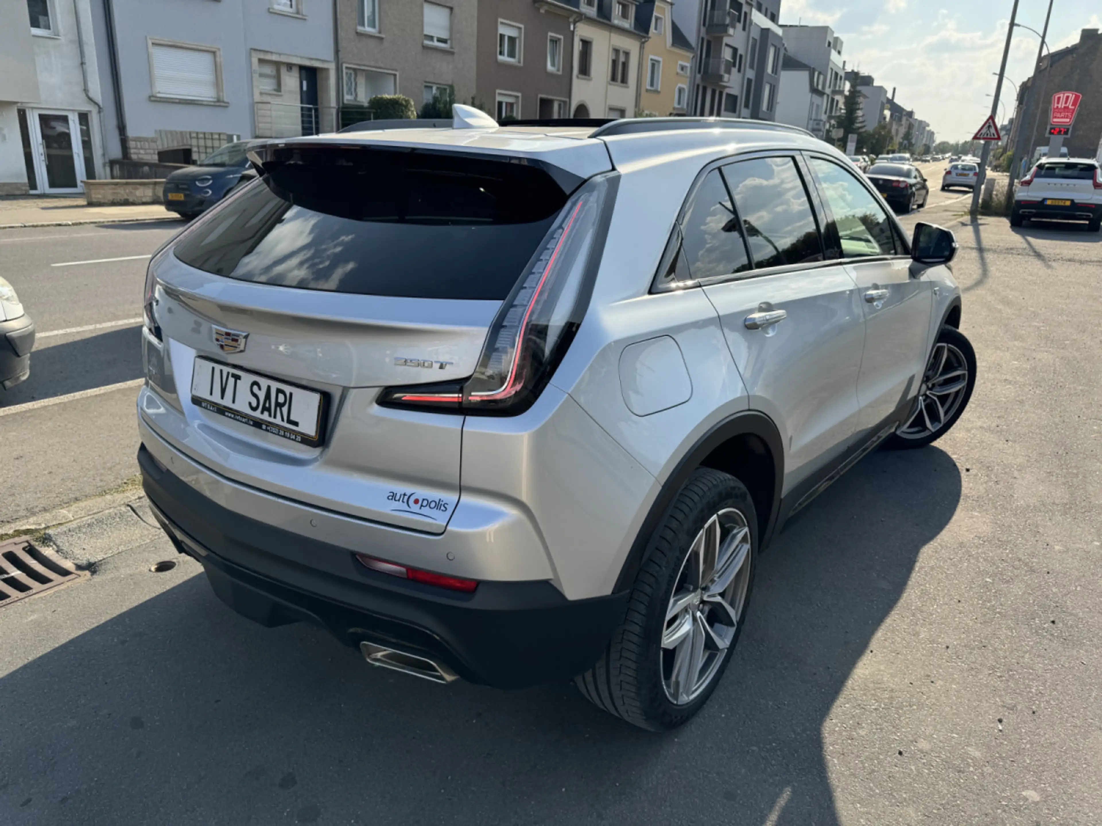 Cadillac XT4 2.0 SPORT 350T AWD BVA9 — photo 4