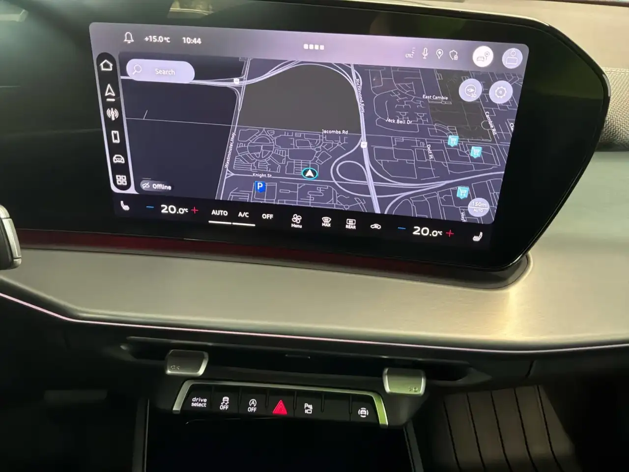 Audi Q3 снимка Audi Q3