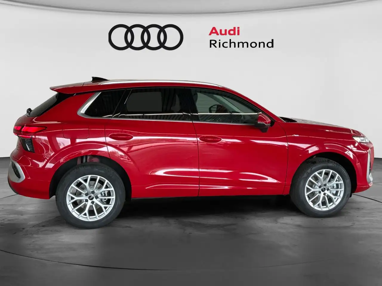 Audi Q3 снимка Audi Q3