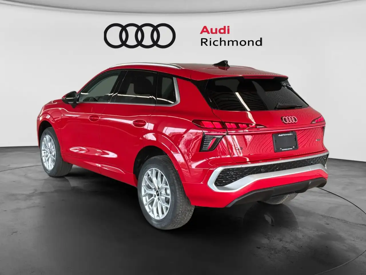 Audi Q3 снимка Audi Q3