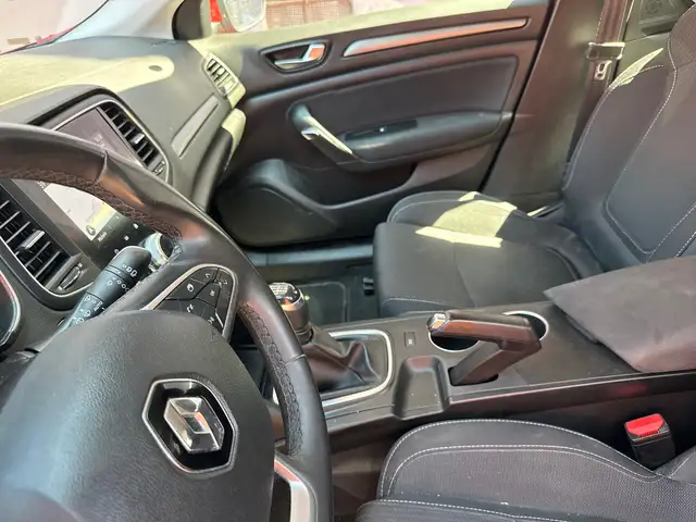 Renault Megane view 6