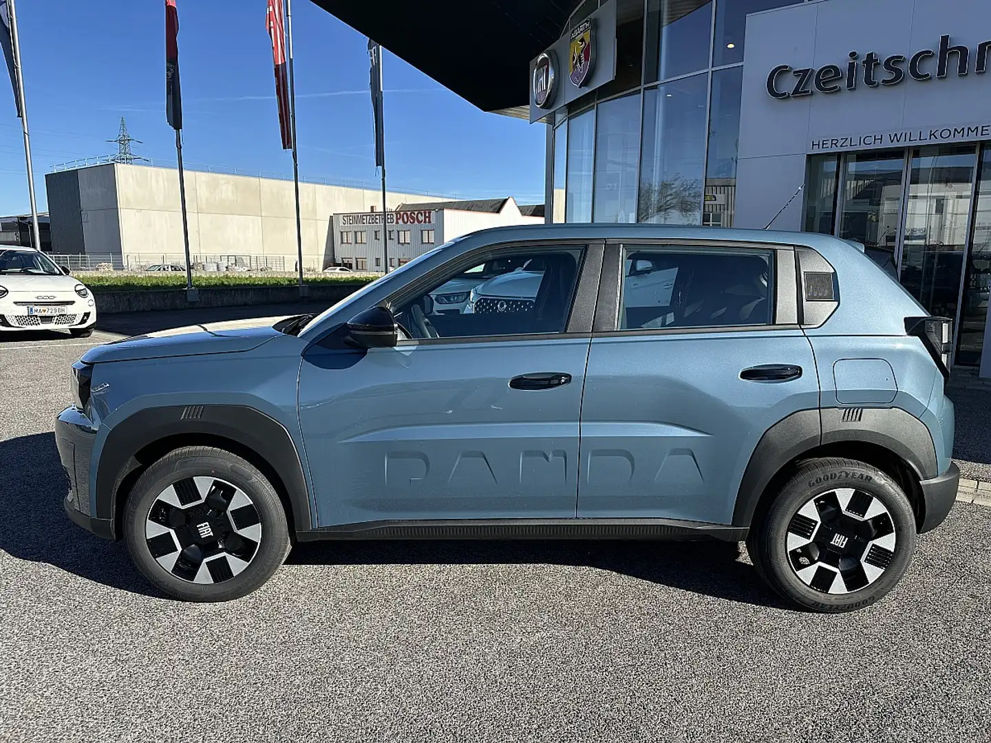 Fiat Grande Panda Hybrid mHEV 110 6-Gang eDCT Icon Azul - 2