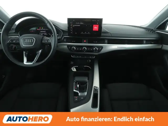 Audi A4 view 12