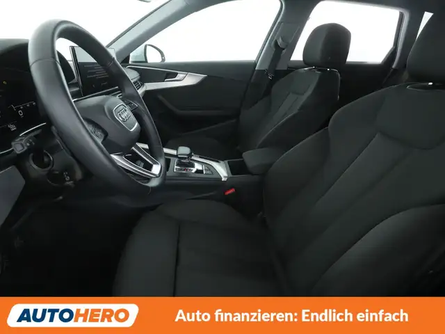 Audi A4 view 10