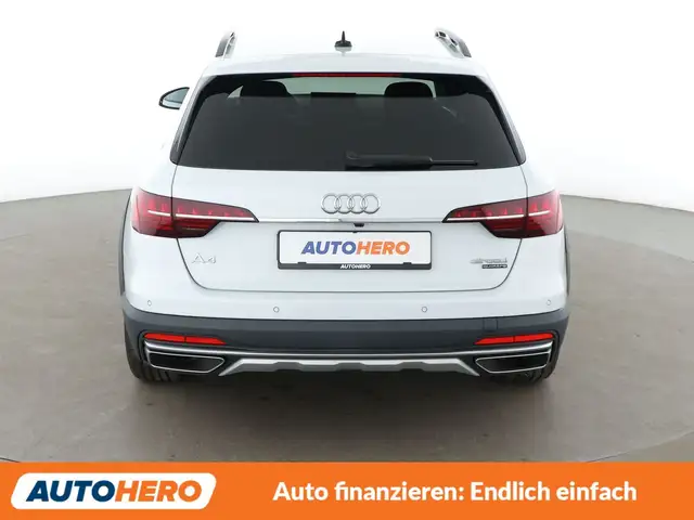 Audi A4 view 5