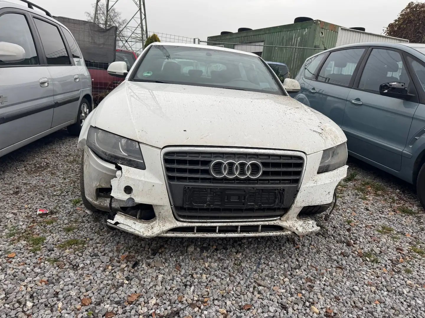 Audi A4 Lim. S line Sportpaket / plus. Weiß - 1