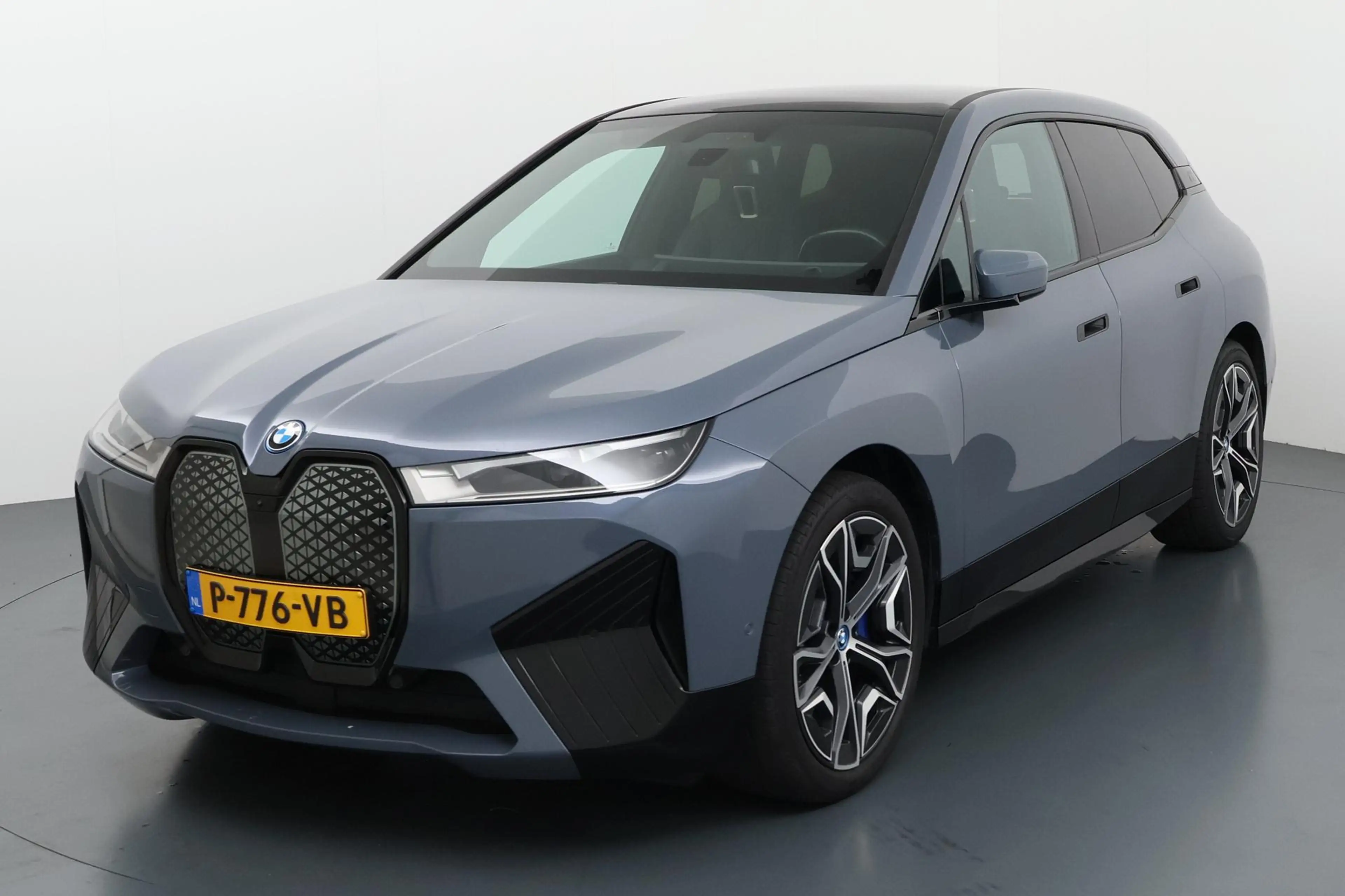 BMW iX xDrive40 High Executive 77 kWh – volledig elektris — photo 4