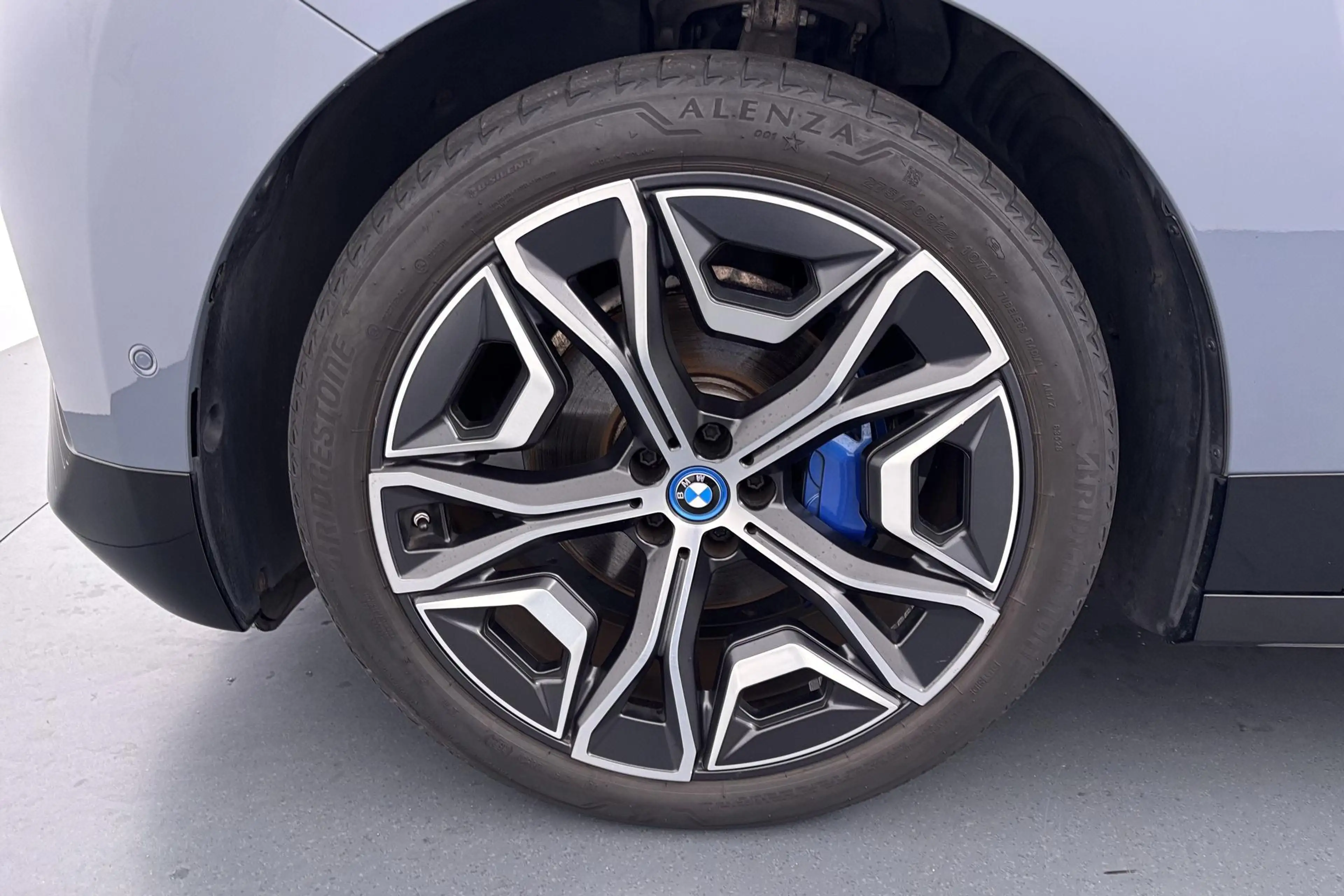 BMW iX xDrive40 High Executive 77 kWh – volledig elektris — photo 22