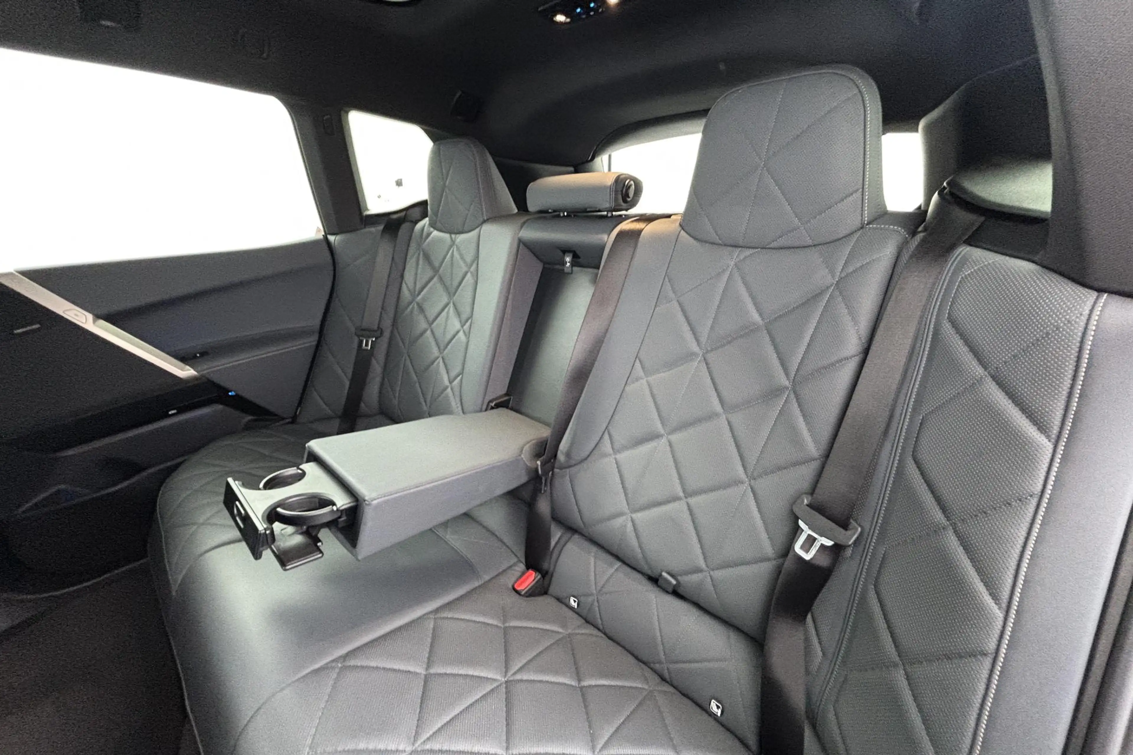 BMW iX xDrive40 High Executive 77 kWh – volledig elektris — photo 20