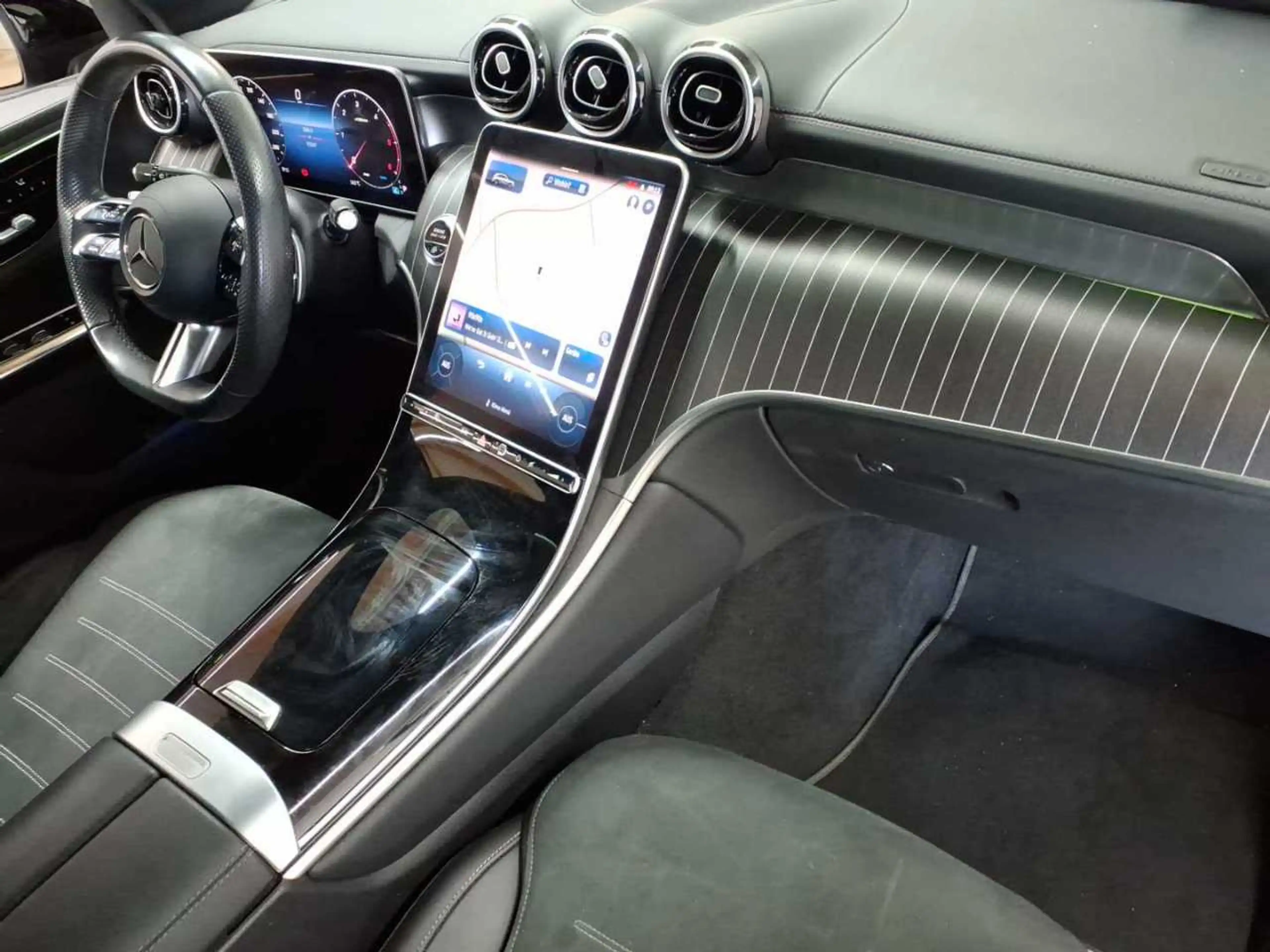 Mercedes-Benz GLC 220 GLC220d 4M-AMG Advanced+ Sound Pano DIS — photo 9