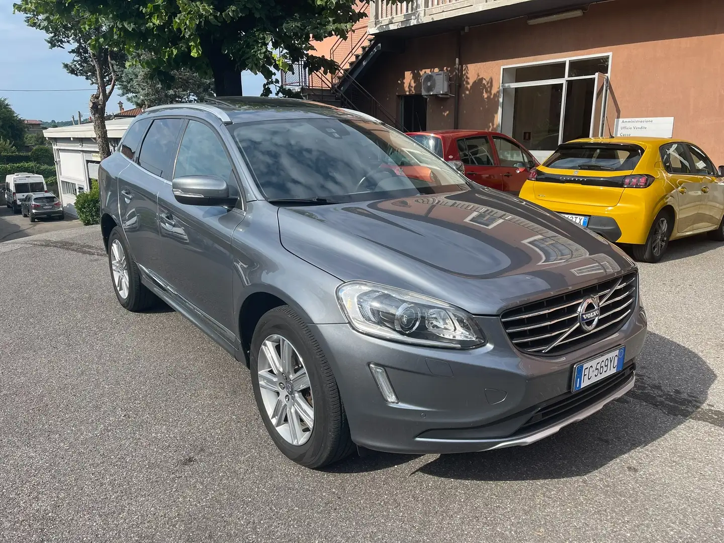 Volvo XC60 2.4 d4 Summum awd 190cv geartronic TAGLIANDI VOLVO Сірий - 2