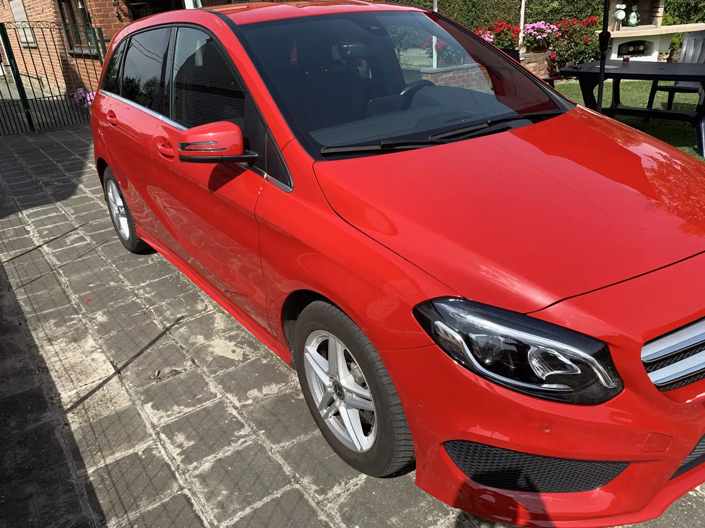 Mercedes-Benz B 180 - 1