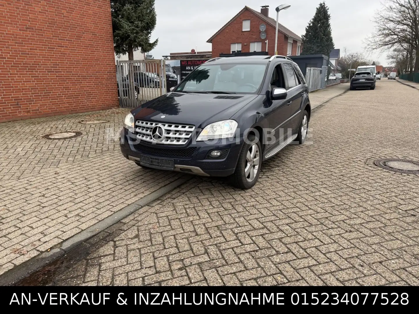 Mercedes-Benz ML 420 CDI * V8 * 306 - PS * Blau - 1