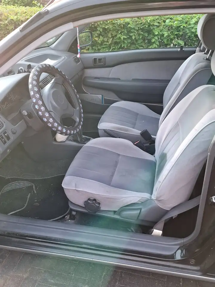 Toyota Starlet 1.3-16V GLi, foto 9