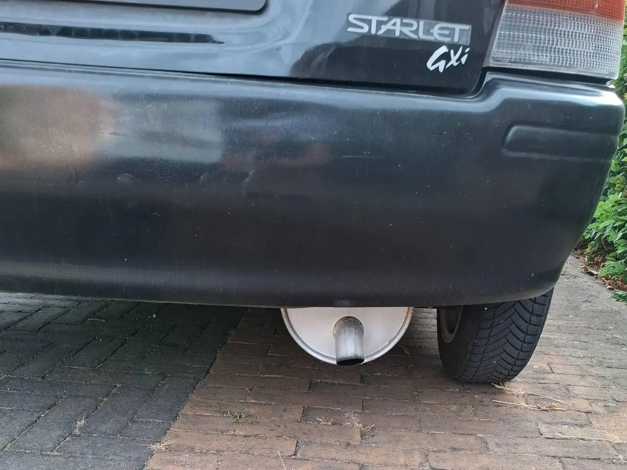 Toyota Starlet 1.3-16V GLi, foto 3