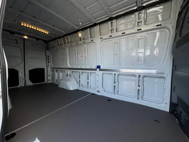 Mercedes-Benz Sprinter 315 CDI Kasten PRO Hochdach Lang Autom. Ansicht 20