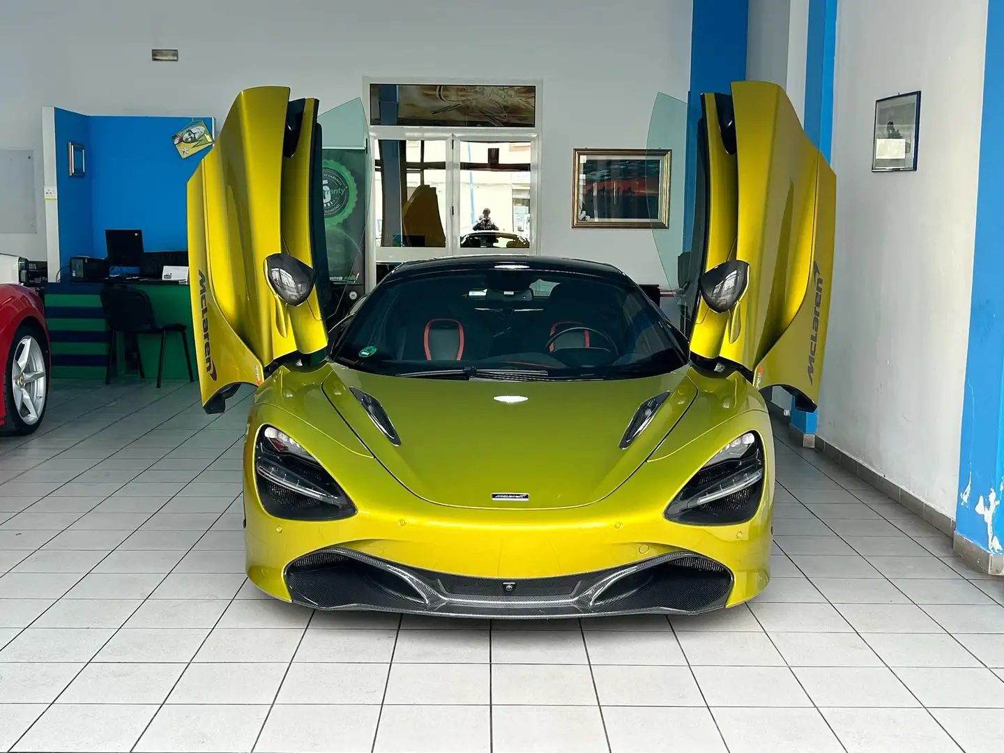 McLaren 720S Spider 4.0 ssg7 Oro - 2