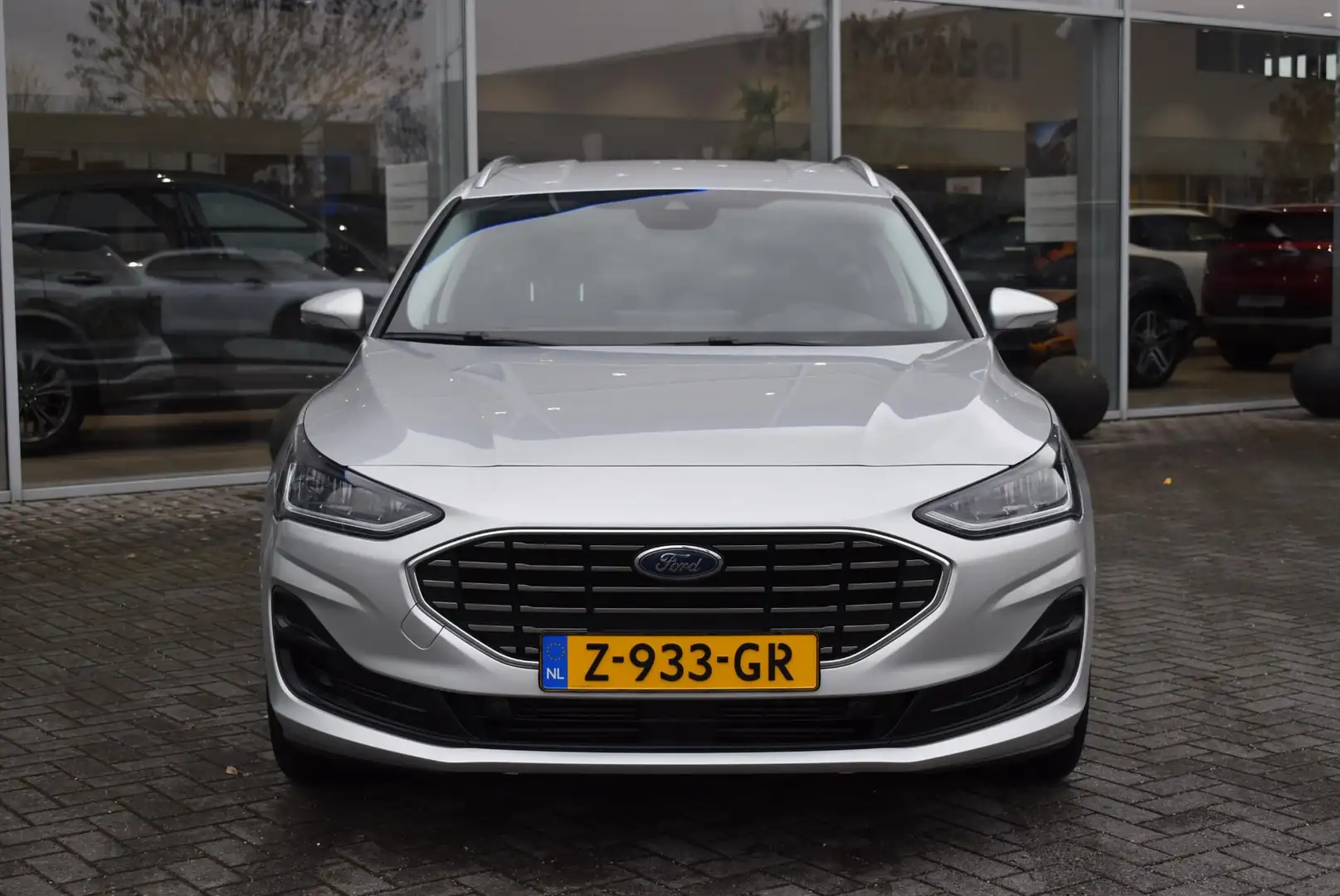 Ford Focus Wagon 1.0 EcoBoost Hybrid Titanium X | Climate Con Grijs - 2