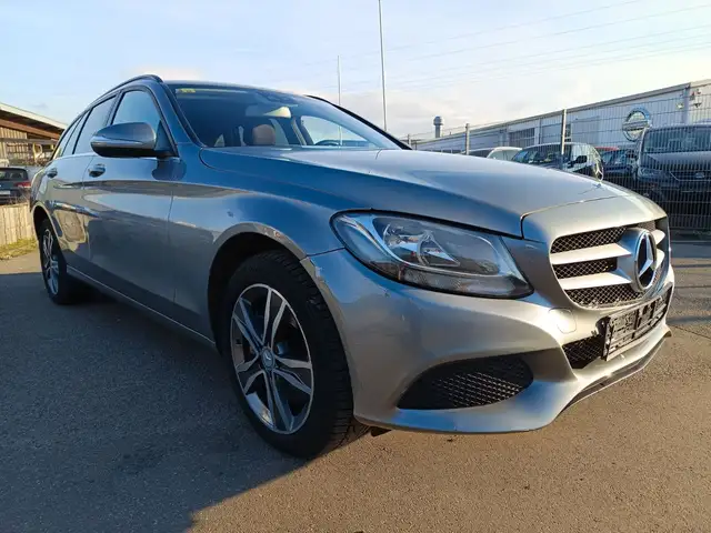 Mercedes-Benz C 250 C T-Modell C 250 T BlueTec / d 4Matic