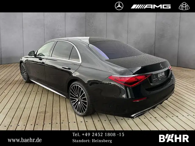 Mercedes-Benz S-Class view 3