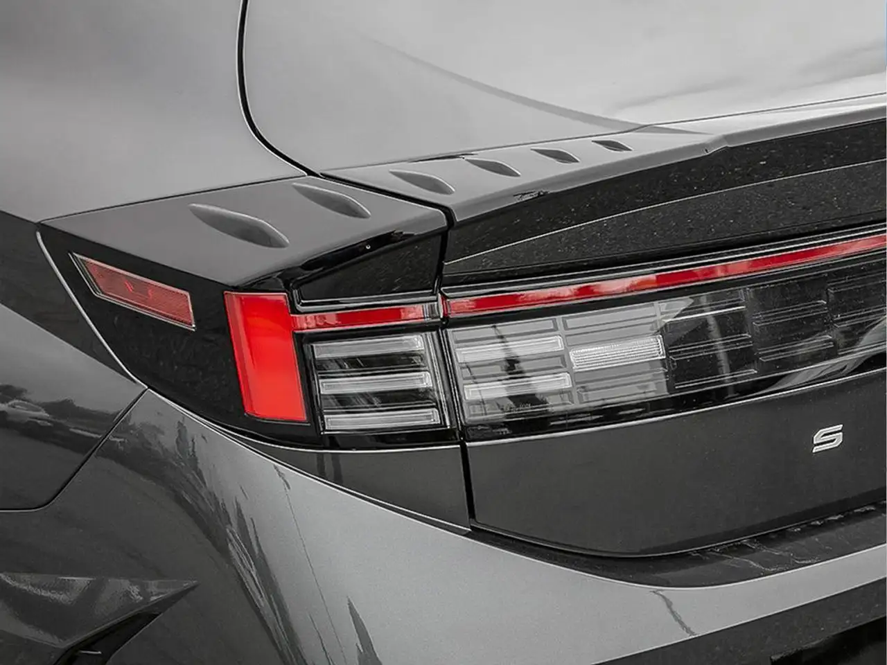 Hyundai SONATA снимка Hyundai SONATA