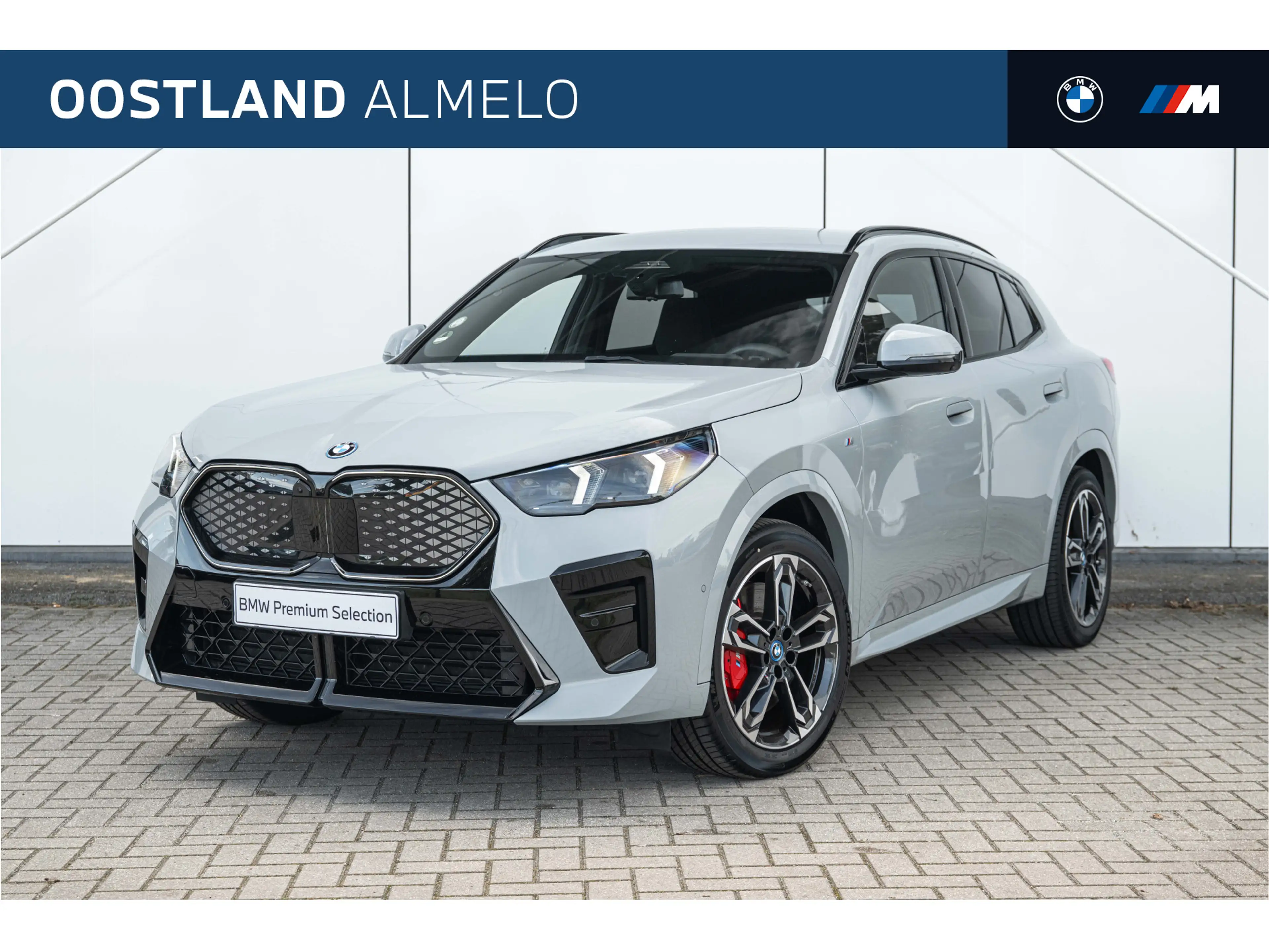 BMW iX2 xDrive30 M Sport / Sportstoelen / Comfort Access /