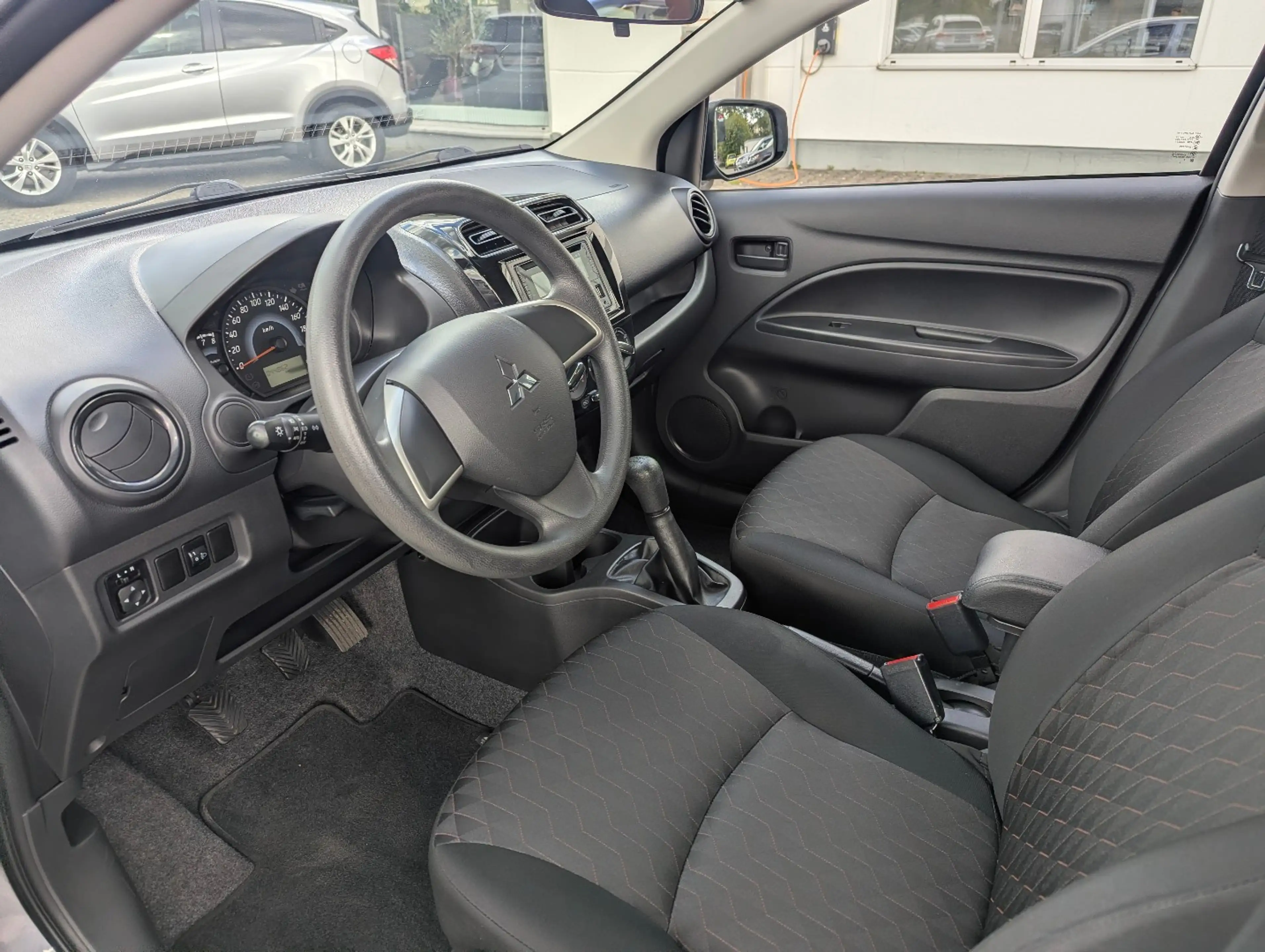 Mitsubishi Space Star 1.2 Klima +1 Hand + Scheckheft — photo 5