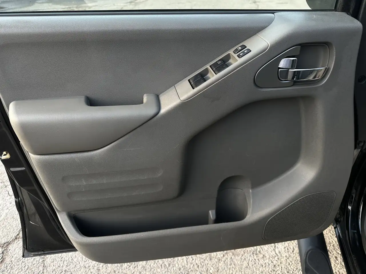 Nissan Frontier снимка Nissan Frontier