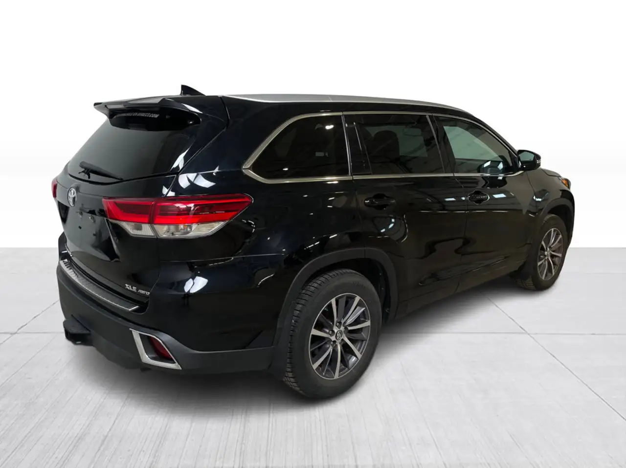 Toyota Highlander снимка Toyota Highlander