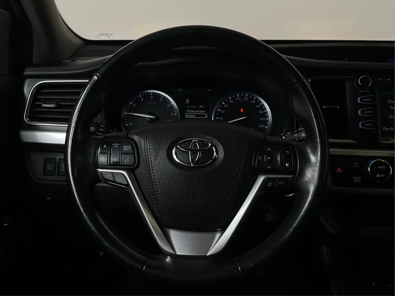 Toyota Highlander снимка Toyota Highlander