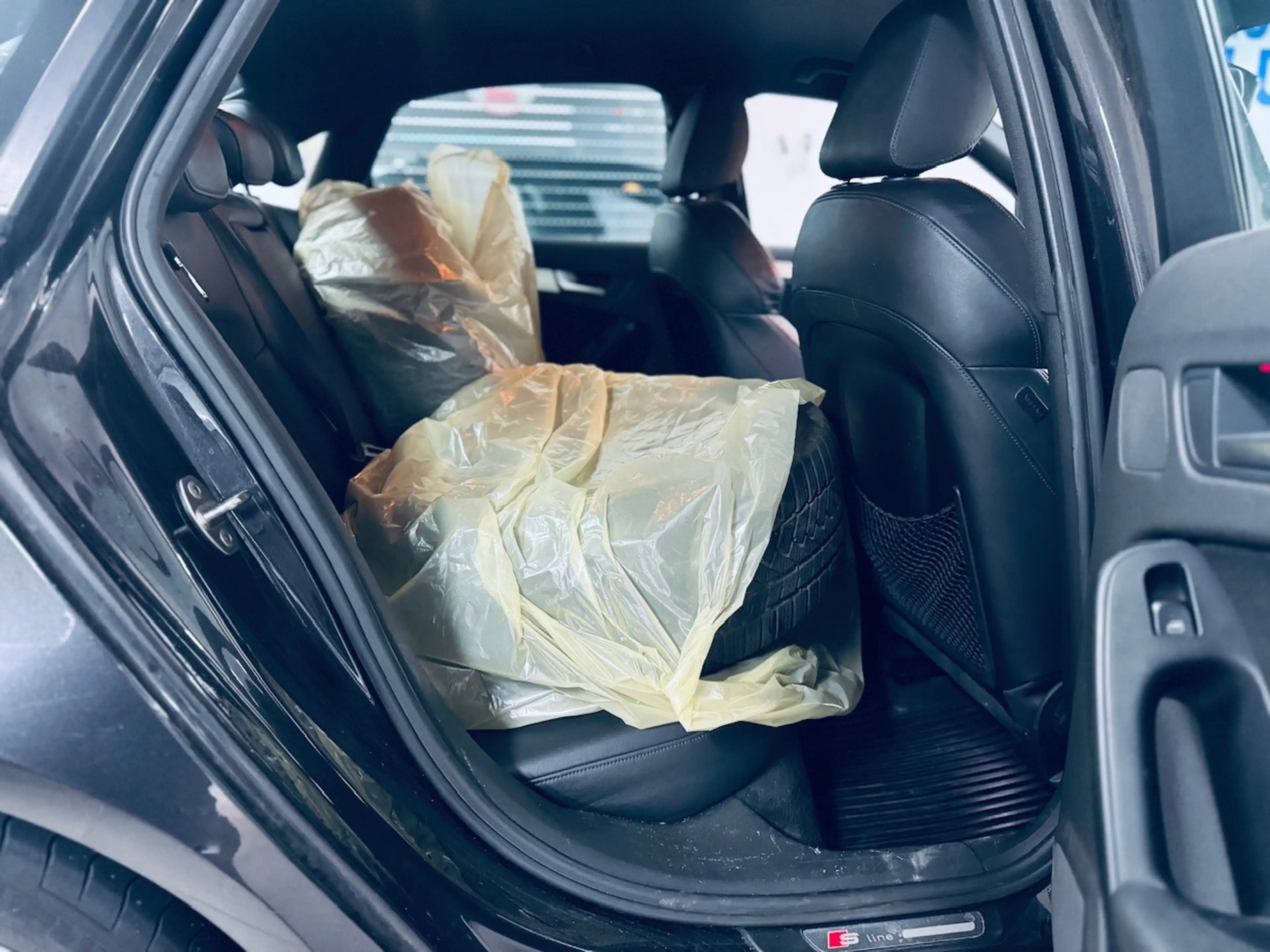 Audi A4 S line Sportpaket / plus*Finanzierung+Garantie+Inspektion* — photo 7