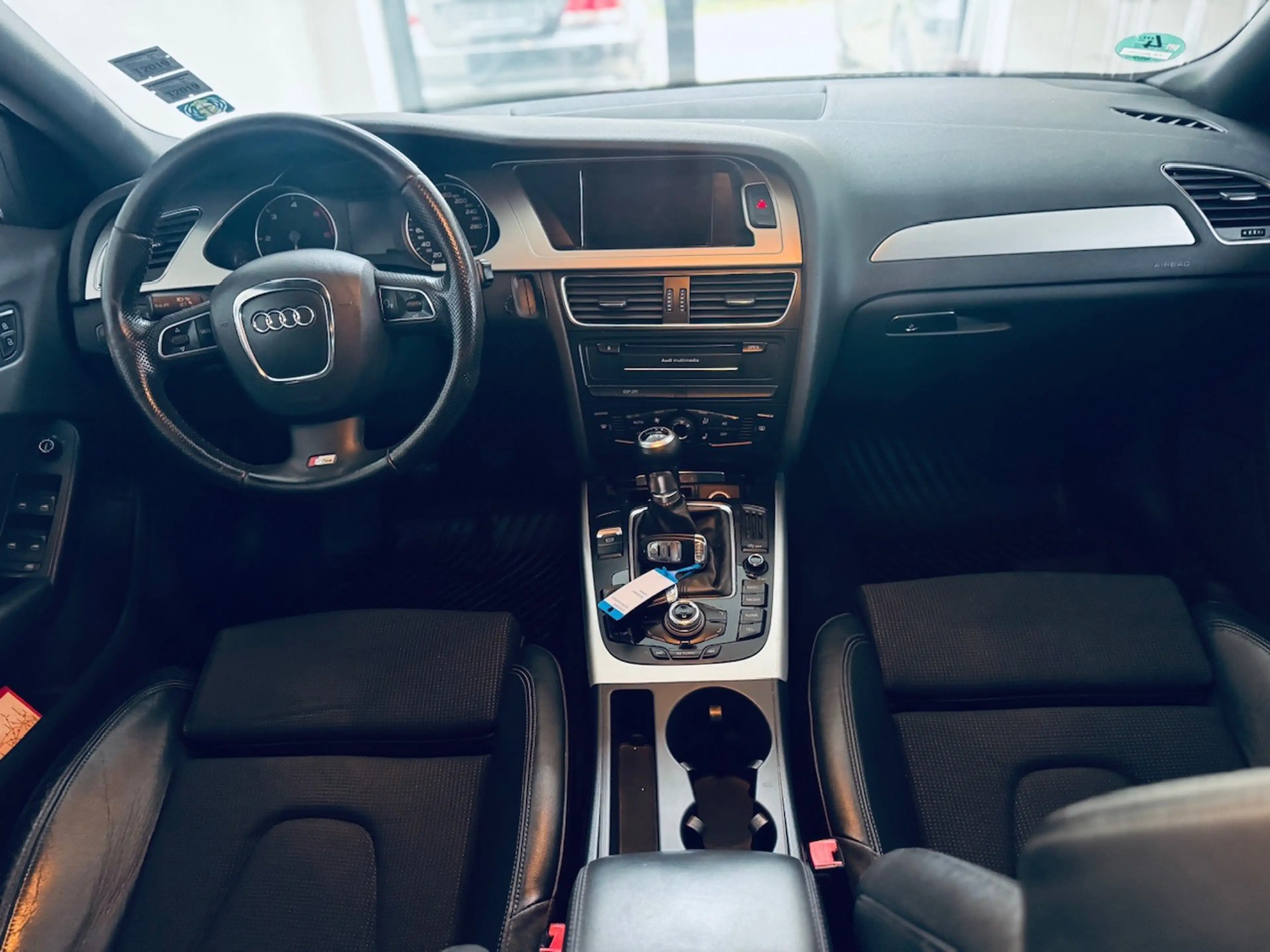 Audi A4 S line Sportpaket / plus*Finanzierung+Garantie+Inspektion* — photo 5