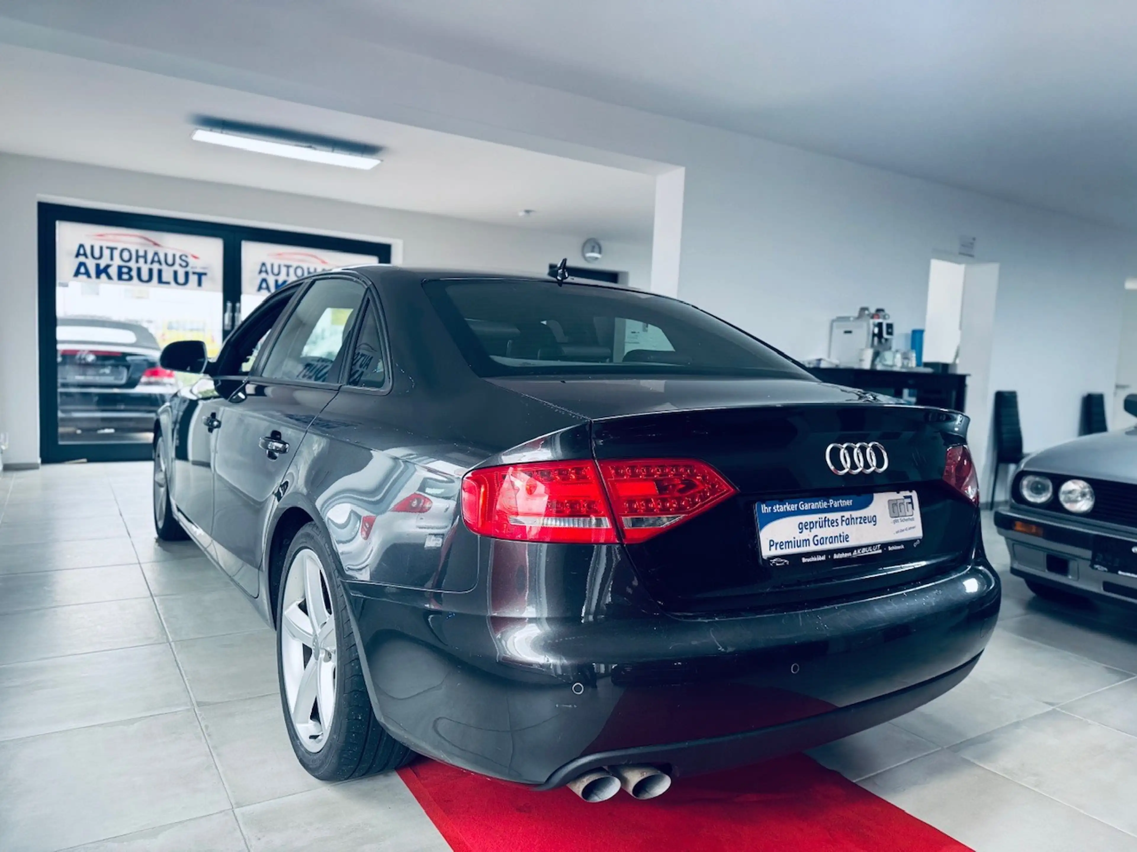Audi A4 S line Sportpaket / plus*Finanzierung+Garantie+Inspektion* — photo 8