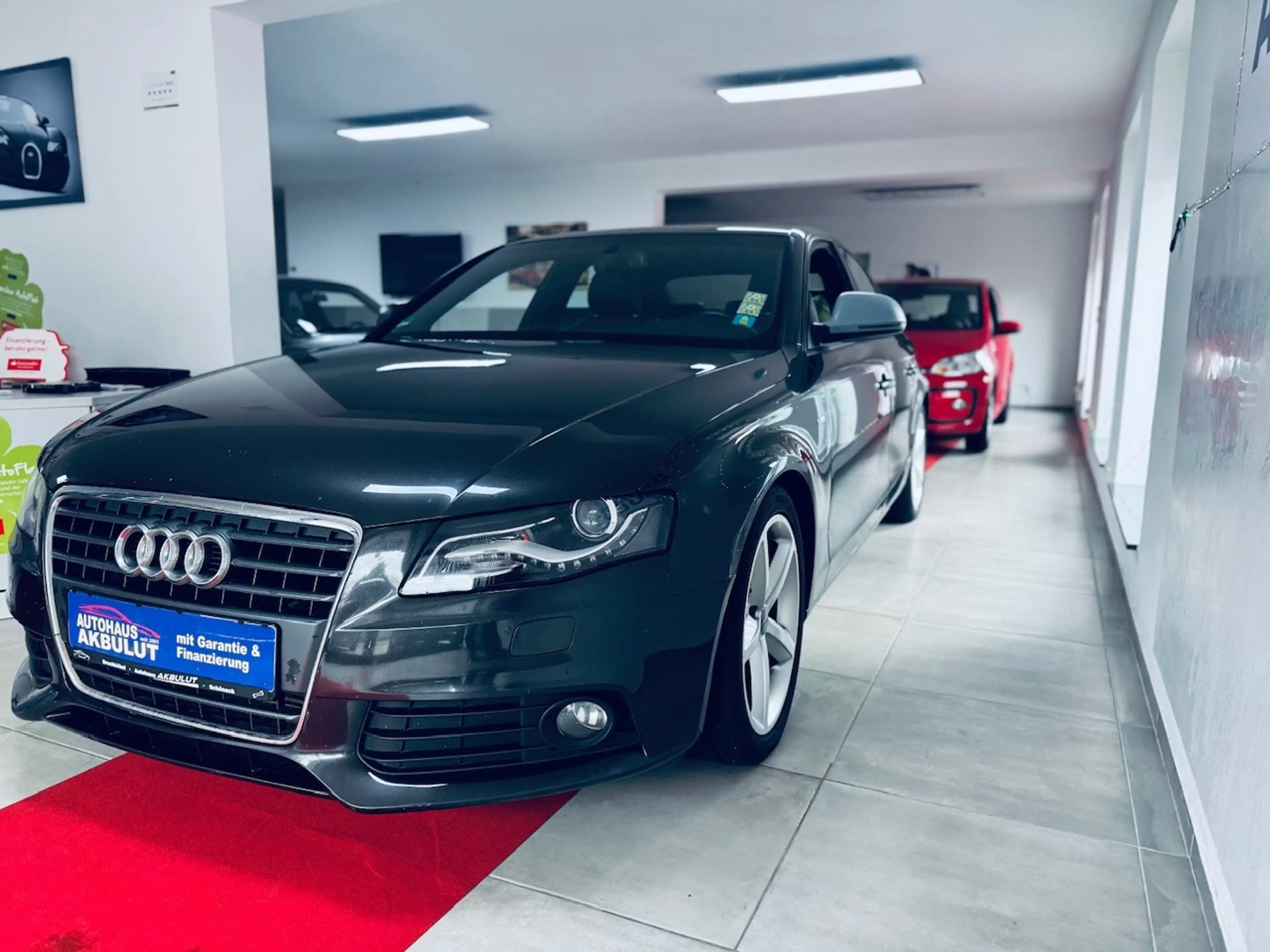 Audi A4 S line Sportpaket / plus*Finanzierung+Garantie+Inspektion* — photo 4