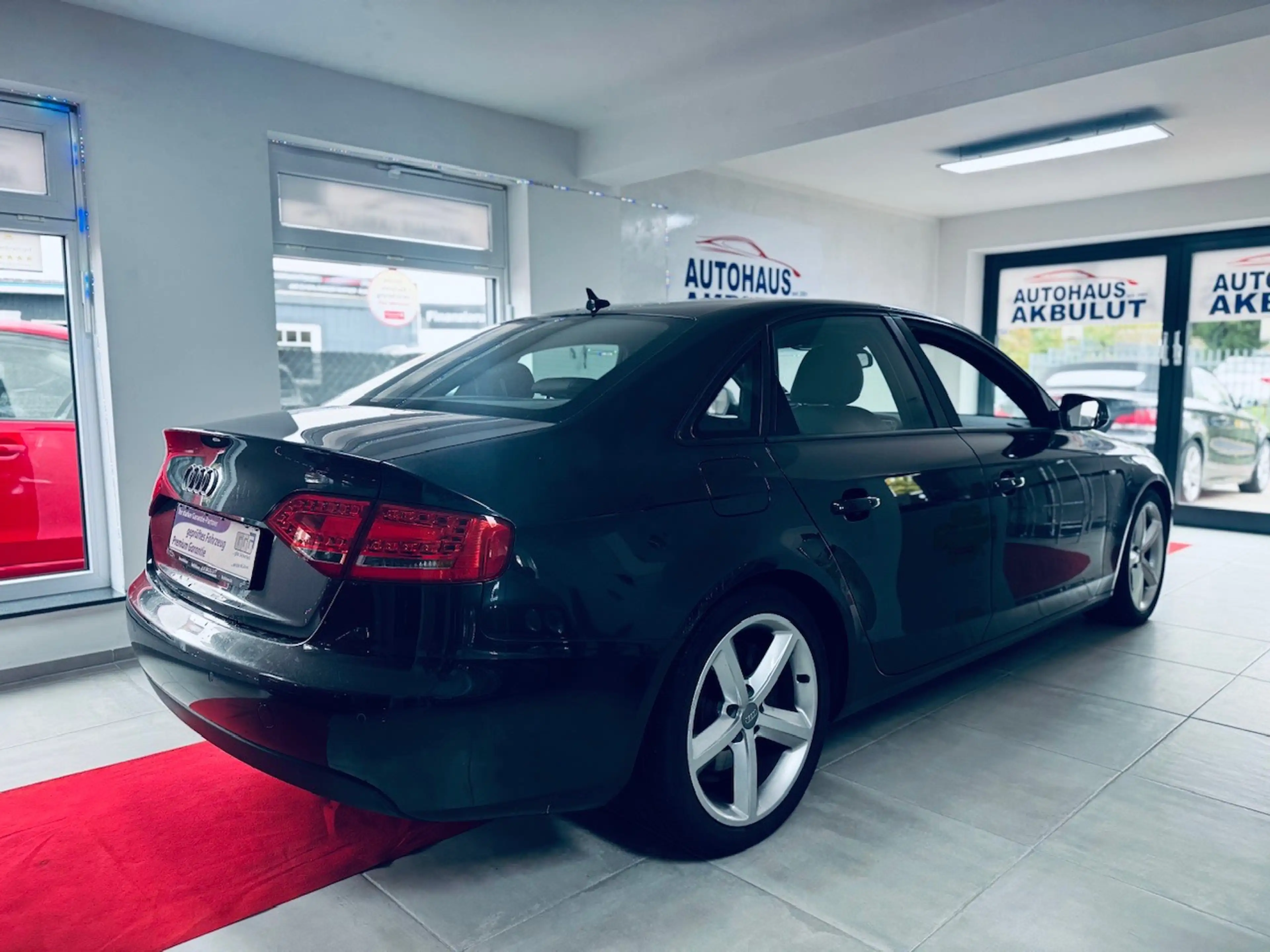 Audi A4 S line Sportpaket / plus*Finanzierung+Garantie+Inspektion* — photo 10