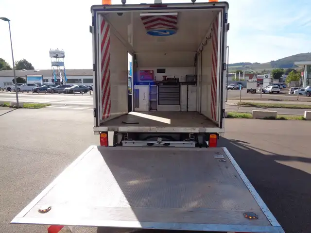 Renault Master view 6