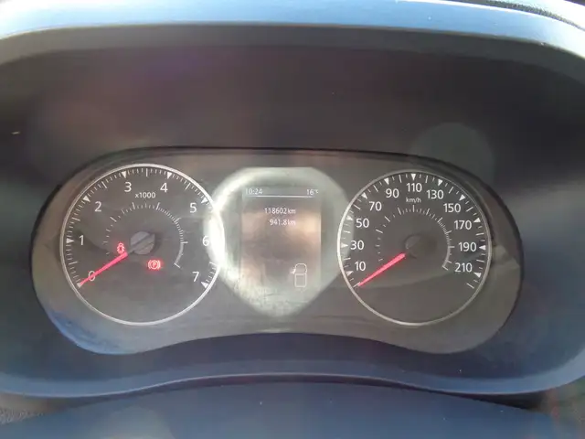 Renault Master view 11