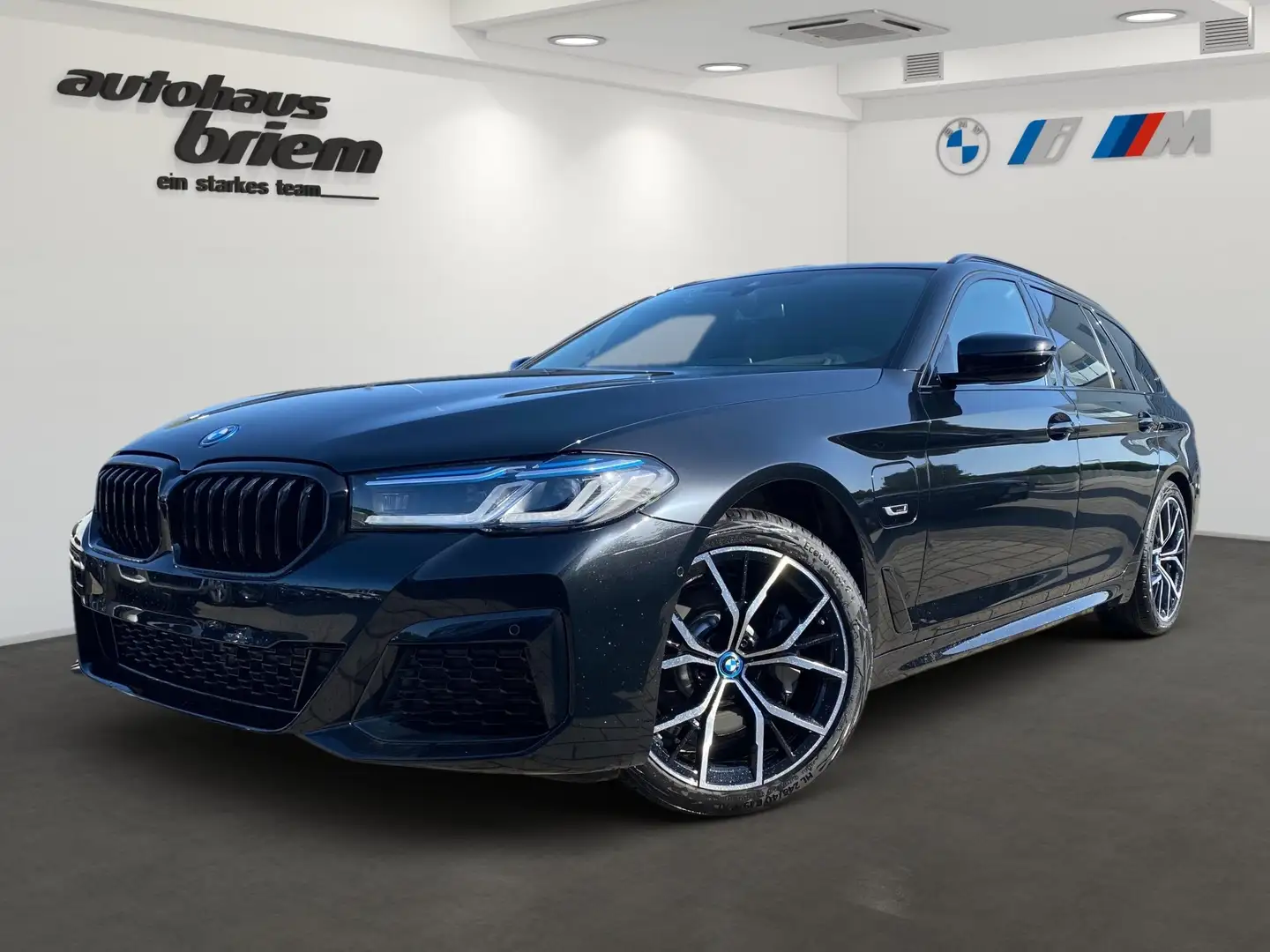 BMW 530 e xDrive Touring, M Sportpaket, ABVERKAUF!! Schwarz - 1